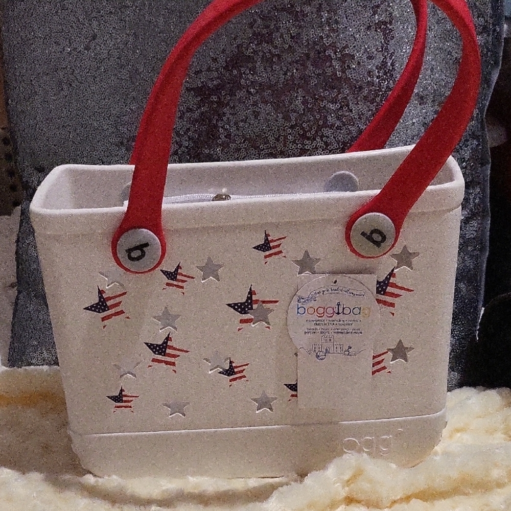 BOGG BAG White Tote with Red Handles and Star Accents